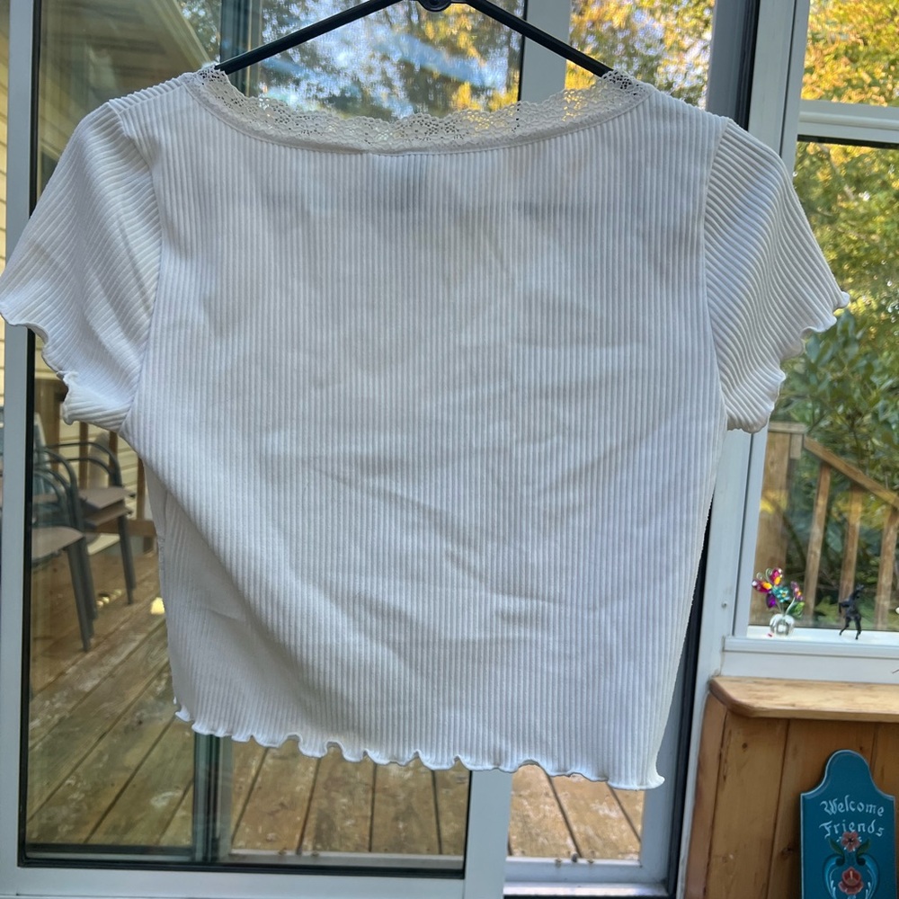 White Cropped Tee - Picture 3 of 3
